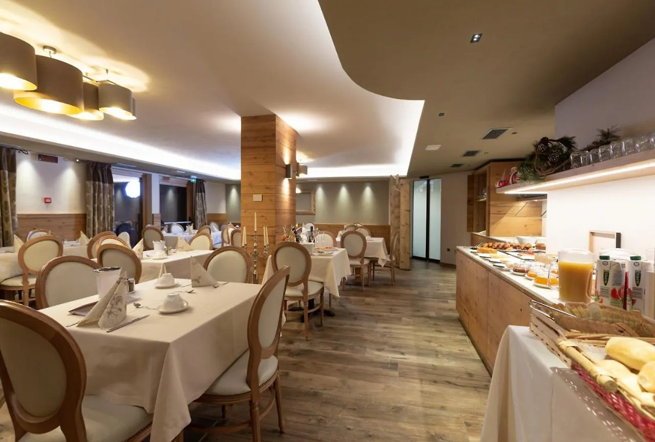 Mont Chalet Nevada - Hotel & Spa Livigno 4*,  Italy