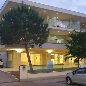 https://residence-i-diamanti.emilia-romagnahotels.net
