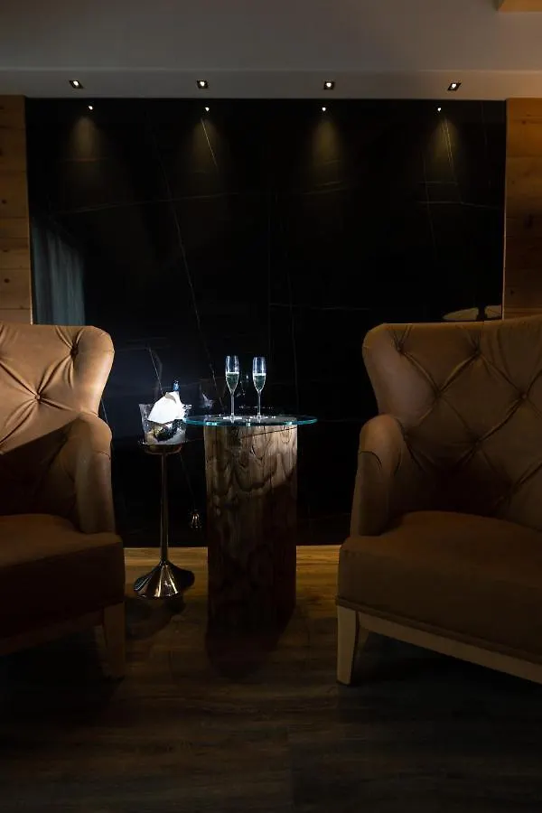 Mont Chalet Nevada - Hotel & Spa Livigno 4*,